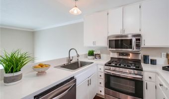 5573 Kiowa Dr, La Mesa, CA 91942