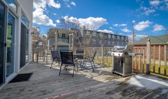 3 Wayman Ln, Bar Harbor, ME 04609