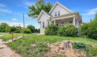 912 College Ave, Alton, IL 62002