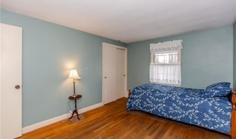 23 Roselawn Ave, North Smithfield, RI 02824