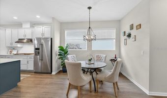 7403 SUNGOLD MEADOW Ct, Apollo Beach, FL 33572