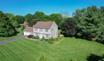 5 Smith Pl, Cheshire, CT 06410