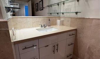 19707 Turnberry Way 4L, Aventura, FL 33180