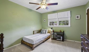 6879 Vic Ar Rd, Atlanta, GA 30360
