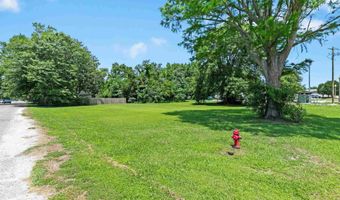 211 S Presley St, Atmore, AL 36502