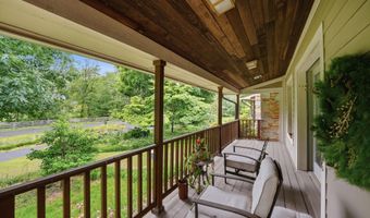 4920 BROOK HILLS Dr, Annandale, VA 22003