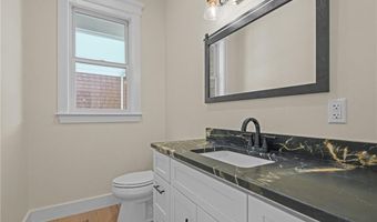 50 Prospect Ave, Jamestown, RI 02835
