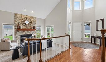 2011 Knollpoint Dr NE, Ada, MI 49301