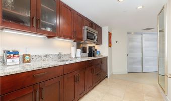 223 Saratoga Rd 2307, Honolulu, HI 96815