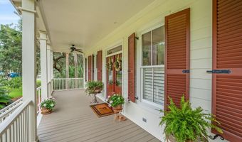 110 Coosaw Club Dr, Beaufort, SC 29907