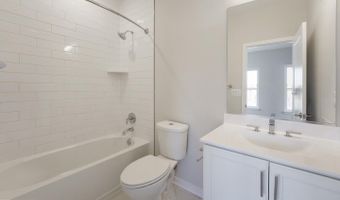 945 SYCAMORE Dr SE, Washington, DC 20032