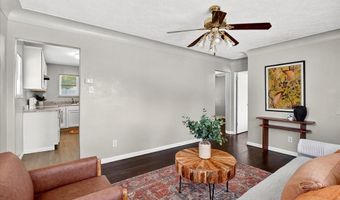 3868 Western Ave, Alton, IL 62002