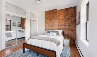 1 Worcester Square 4, Boston, MA 02118