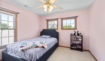 2722 Somerset Dr, Ames, IA 50010