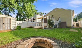 105 Branch Ave, Cumberland, RI 02864