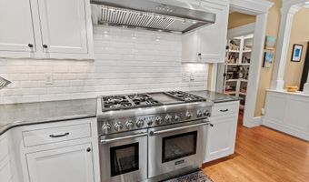 7 Nathan Cutler Dr, Bedford, NH 03110