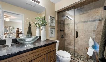 2561 Hidden Meadow Ln, Ballwin, MO 63021