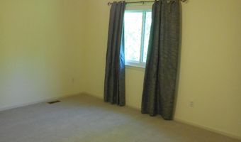 3020 Gallinger Dr, Ann Arbor, MI 48103
