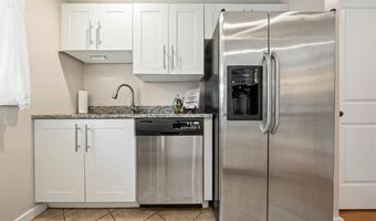 40 Web Ave 221, North Kingstown, RI 02852