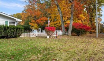 86 Forestdale Dr, Cumberland, RI 02864