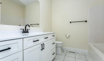 9 Fairway Ct, Alton, IL 62002