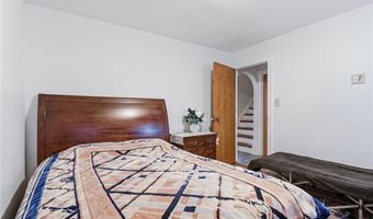 4 Rosemont Ave, Johnston, RI 02919