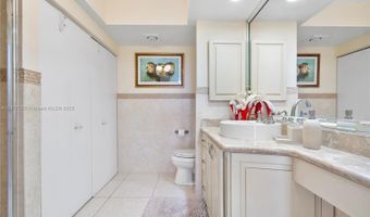 20281 E Country Club Dr 604, Aventura, FL 33180