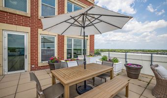 77 S Evergreen Ave 1103, Arlington Heights, IL 60005