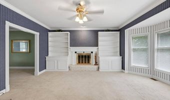 477 Redwood Forest Dr, Ballwin, MO 63021