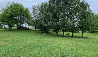 121 Redwood Dr, Bardstown, KY 40004