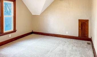 326 S 8th St, Albion, NE 68620