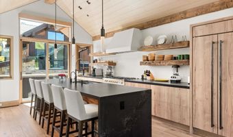 543 Walnut St B, Aspen, CO 81611