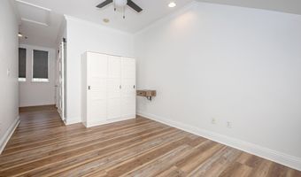 922 Porter Ave 216, Ocean Springs, MS 39564