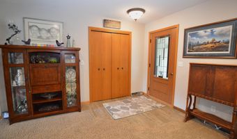 2214 SE 14th Ave, Aberdeen, SD 57401