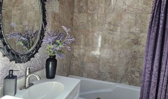 27 Wilson Dr, Oxford, CT 06478