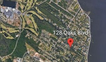 128 Oaks Blvd, Bay St. Louis, MS 39520