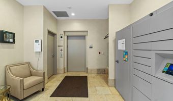 850 ALICEANNA St 301, Baltimore, MD 21202