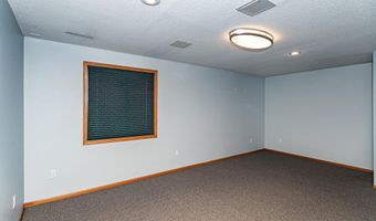 4714 Todd Dr, Ames, IA 50014
