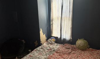 819 S Main St, Bicknell, IN 47512