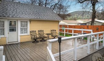 43 N Woodard Ave, Absarokee, MT 59001