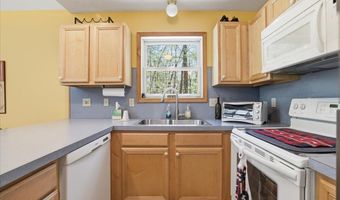 82 Timberlane Dr, Albrightsville, PA 18210