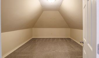 605 Plantation Dr, Adel, GA 31620