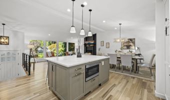20911 30th Dr SE, Bothell, WA 98021