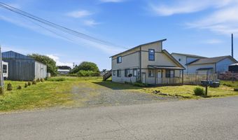 195 17TH St SE, Bandon, OR 97411