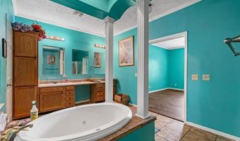1210 Barnes Rd, Athens, LA 71003