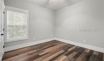 5 Nandina Ct, Bluffton, SC 29910