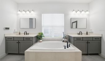 5435 SILVER SUN Dr, Apollo Beach, FL 33572