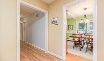 125 Stony Ln, Exeter, RI 02822