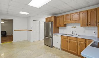 105 Hicks Ave, Bennington, VT 05201