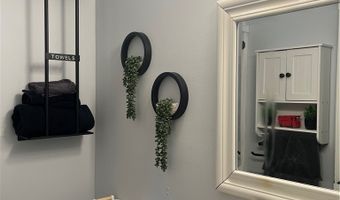 1124 E 17th St, Ashtabula, OH 44004